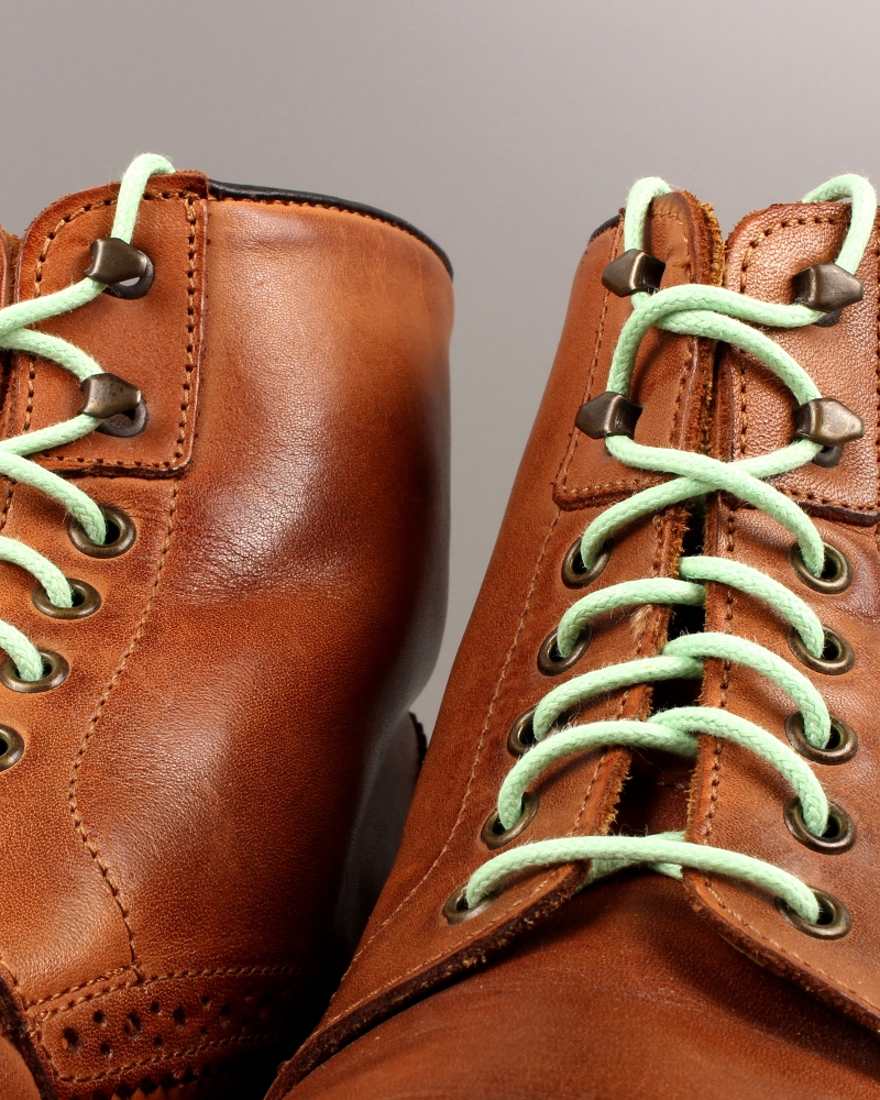 Round and waxed end laces, pistachio green  - 4